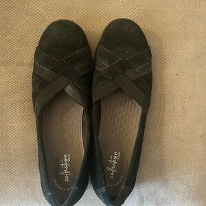 Clark’s Haley Jay Black Suede Loafers Comfort Size 12